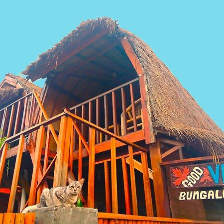 Good Vibes Bungalows Gili Trawangan Eksteriør billede